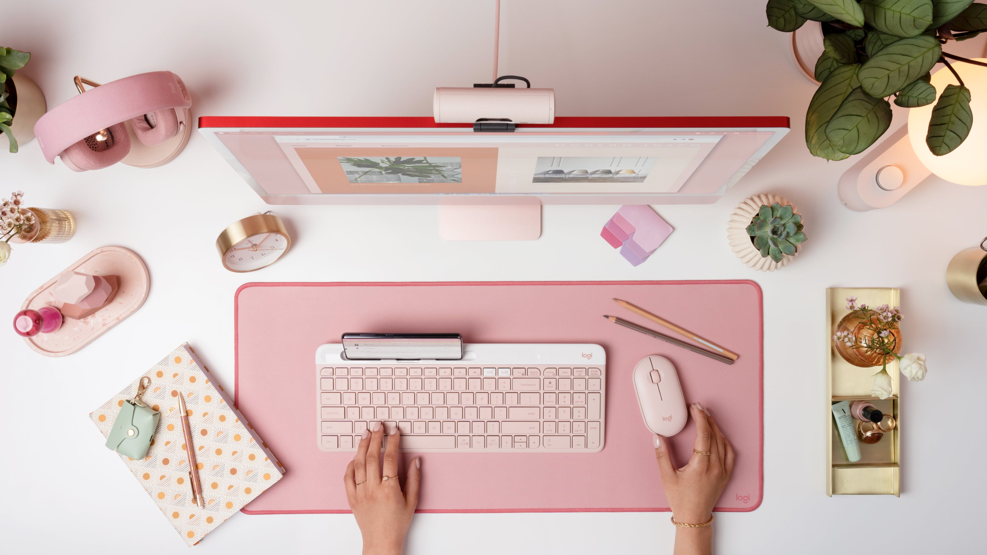 K585 Slim Multi-Device Wireless Keyboard